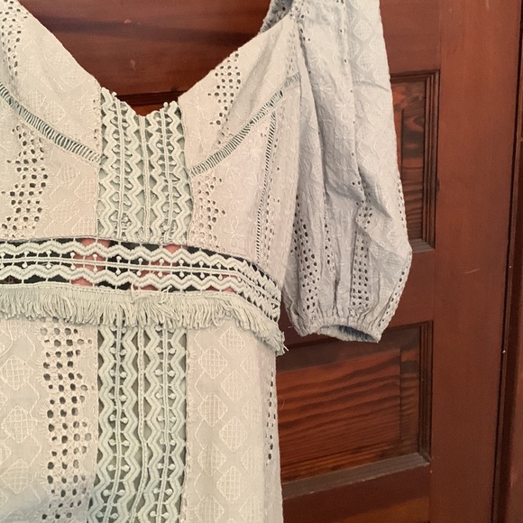 NWT. Sage green mini dress, puff sleeves. Flirty, boho, sundress, vacation - Picture 4 of 4